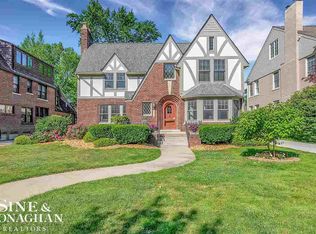 1147 Yorkshire Rd, Grosse Pointe, MI 48230