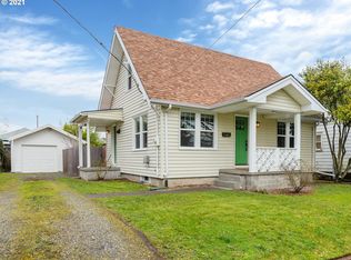 5823 SE Bush St, Portland, OR 97206