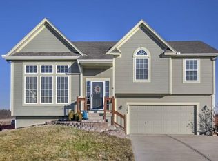 1204 N 4th St, Louisburg, KS 66053