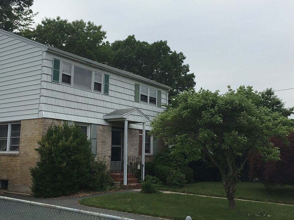 2nd image of 2 Coakley Road