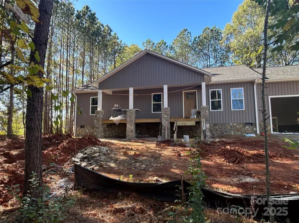 1119 Kensington Cir, Newton, NC 28658