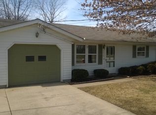 2866 Moon Rd, Avon, OH 44011