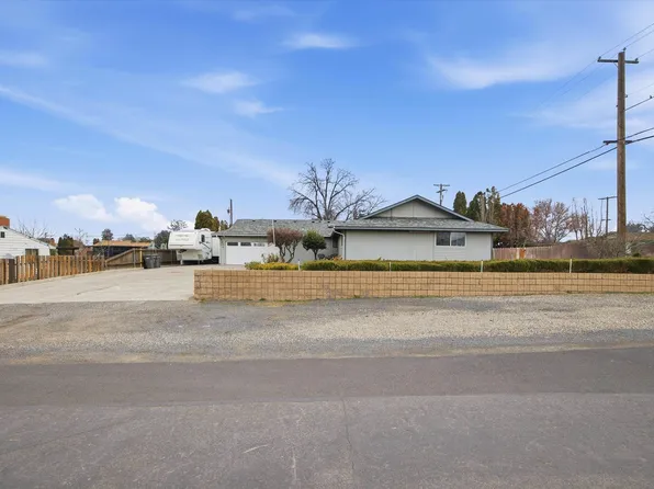 1204 N Arthur Pl, Kennewick, WA 99336