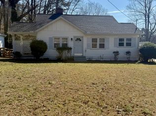 1005 Whitehead Rd, Buford, GA 30518