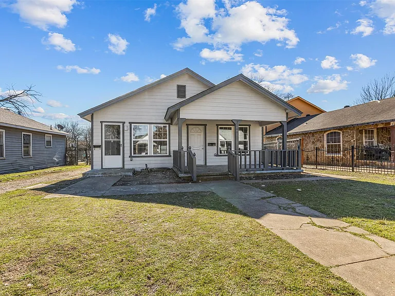 2706 Emmett St — Photo 16