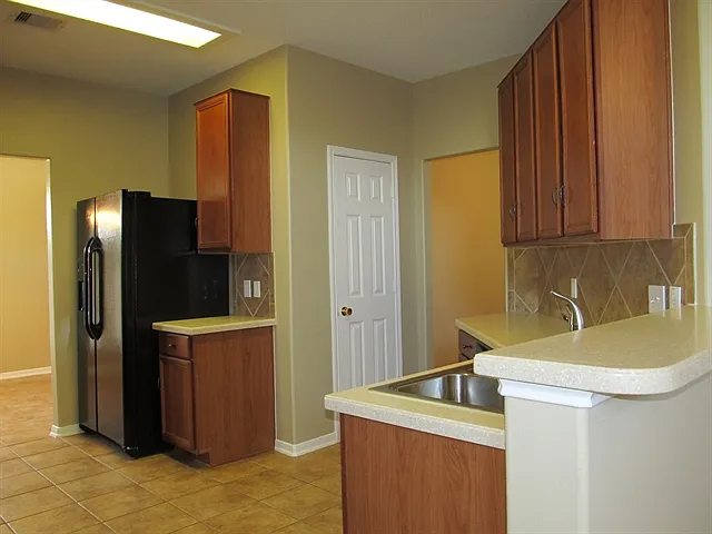 2423 Lofty Falls Ct — Photo 3