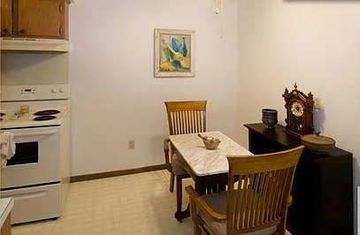 1240 Bryant Ave — Photo 5