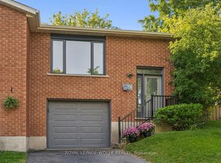 78 Old Huron Ct, Kitchener, ON N2R1L7