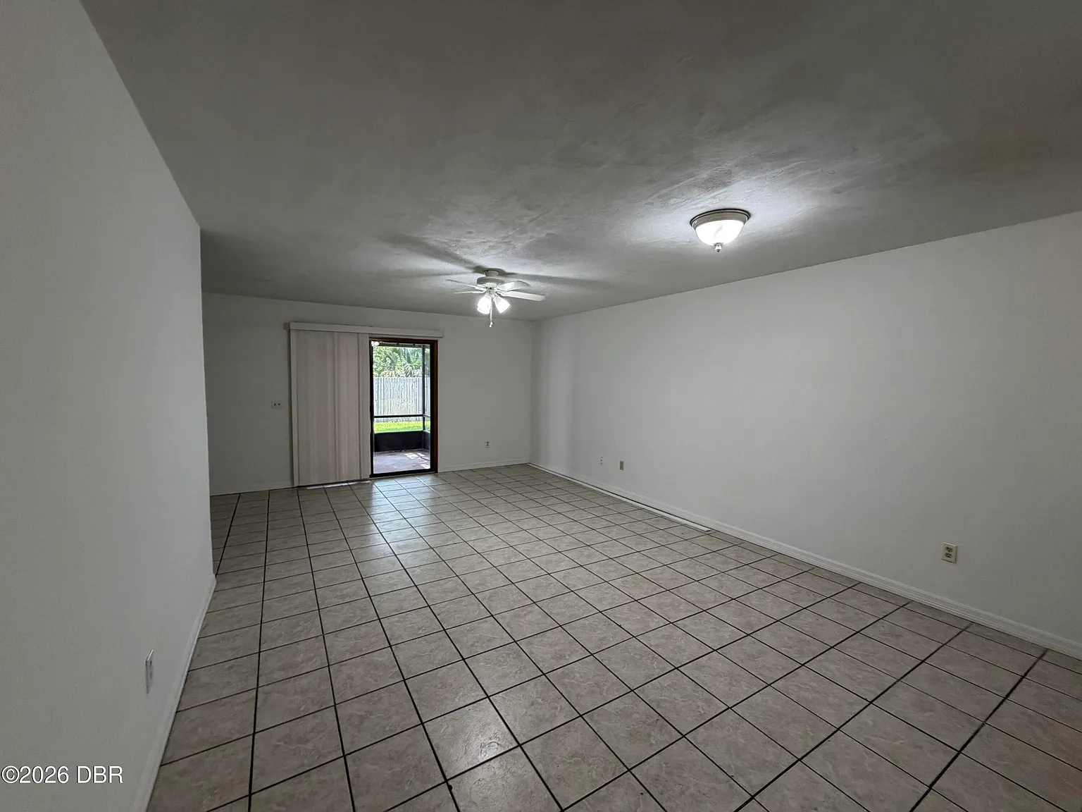 2 bed, 2.5 bath, 1152 sqft, $1,600 — Photo 4