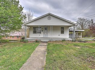 1305 Saint Louis St, Johnson City, TN 37601