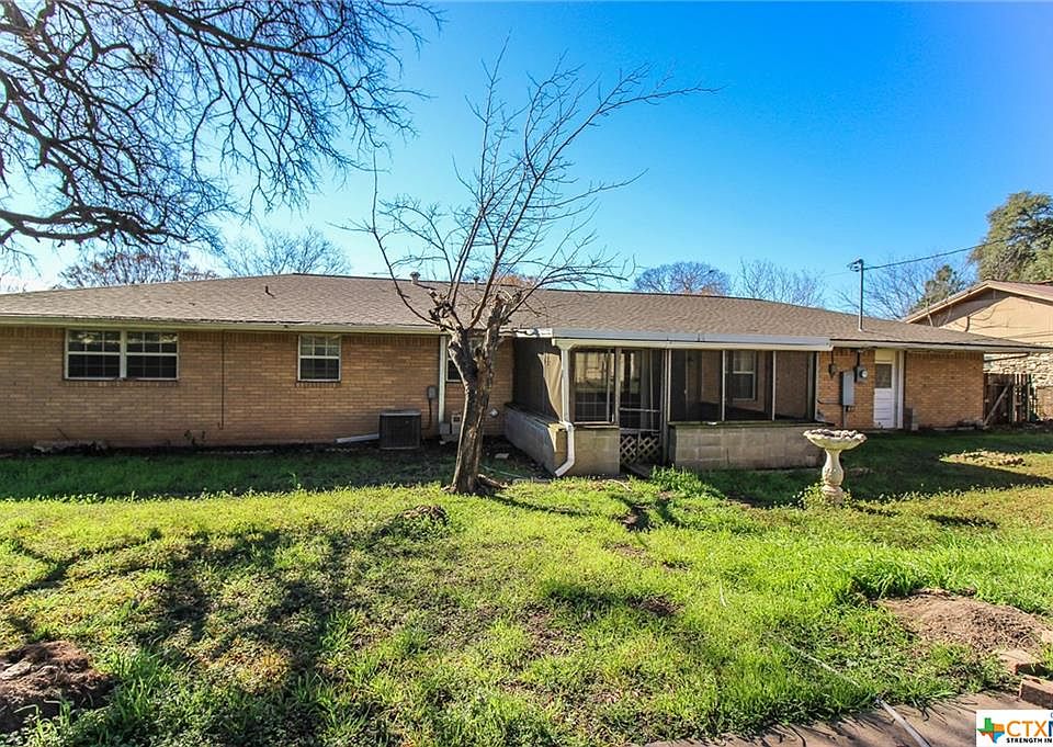 1st image of 410 E 19th Ave