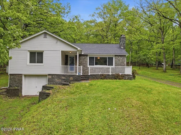 232 Garrity Rd, Hawley, PA 18428