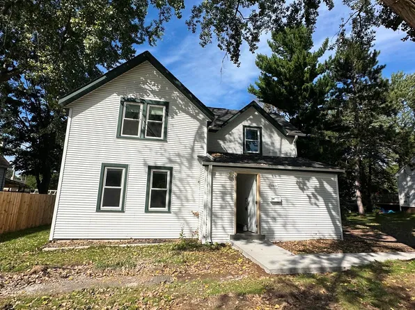 1315 11th Street E, Menomonie, WI 54751