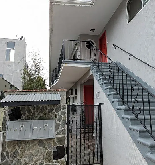 1509 S Orange Grove Ave #7 — Photo 3