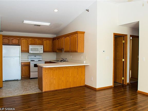 2nd image of 4140 100th St APT 11
