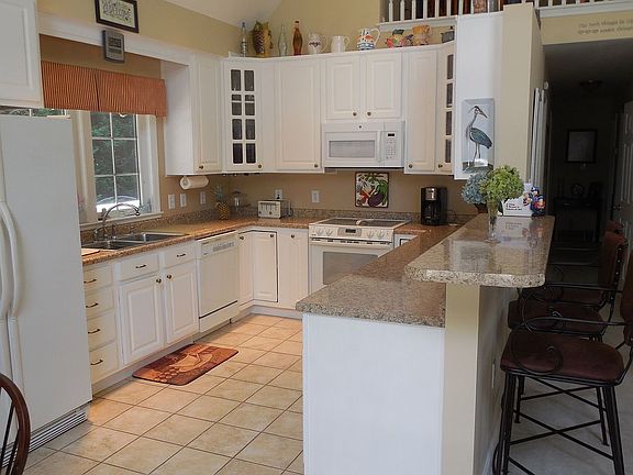4th image of 118 Clearview Dr