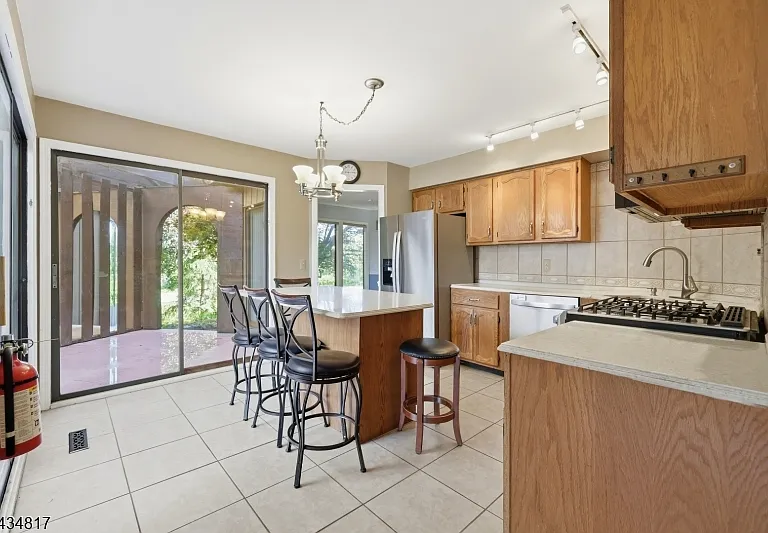 15 Delbarton Ct — Photo 16