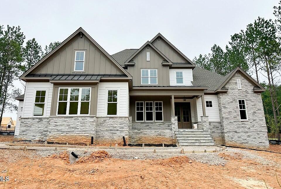 1st image of 40 Cherry Bark Dr