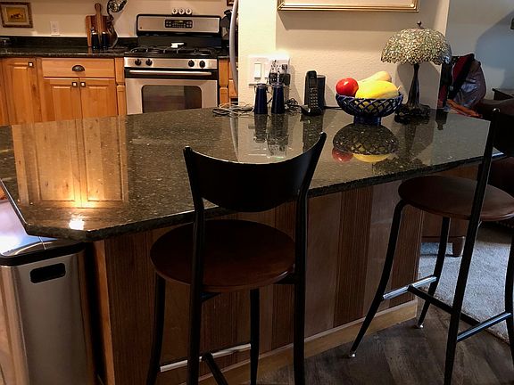 breakfast bar seats 4 