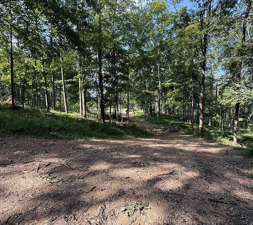 1st image of Sir Johns Run Rd