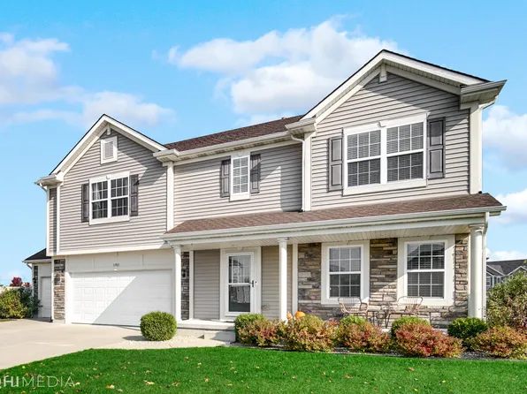 11501 Georgia Pl, Crown Point, IN 46307