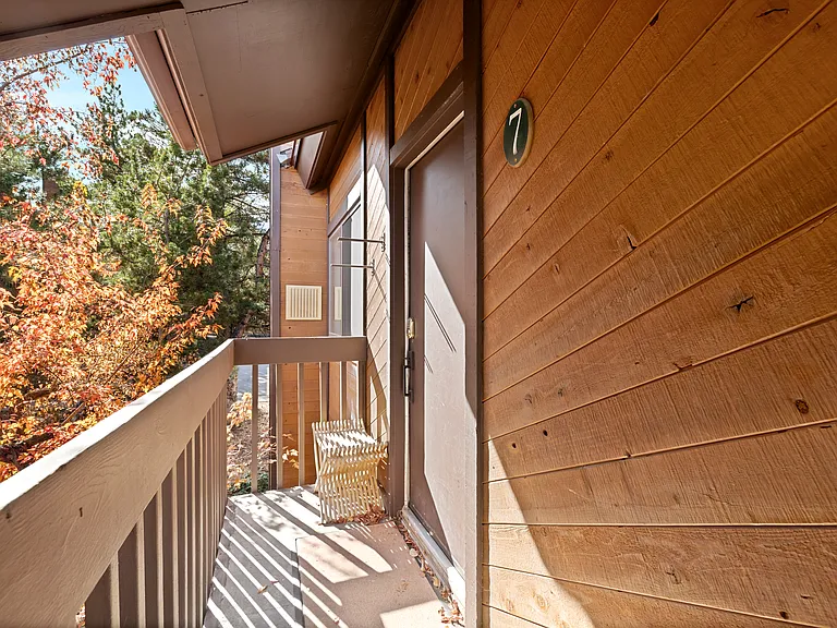 2025 Canyons Resort Dr #V7 — Photo 19