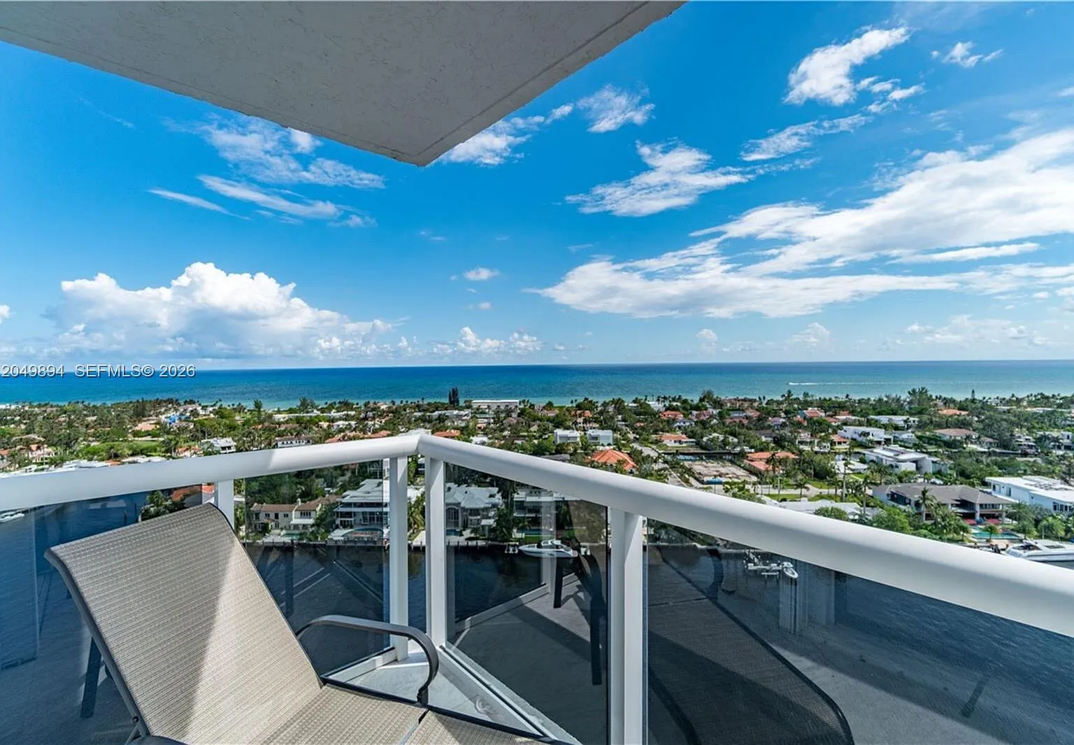 Waterview Condo — Photo 1