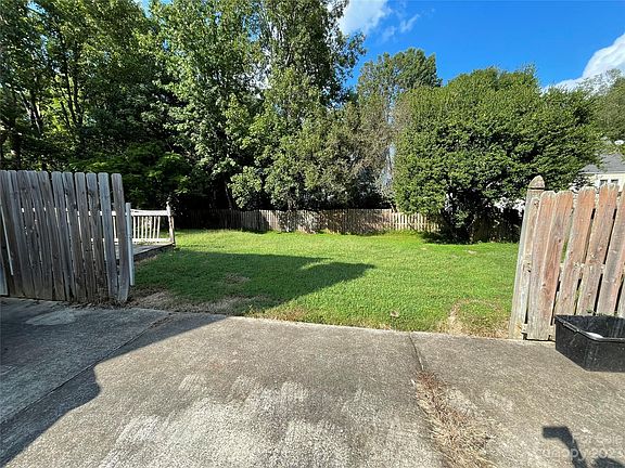 3rd image of 8723 Sweet Sage Ln