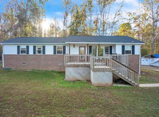 15 Hammons Rd, Travelers Rest, SC 29690