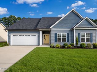 209 Pecan Grove Ct, New Bern, NC 28562