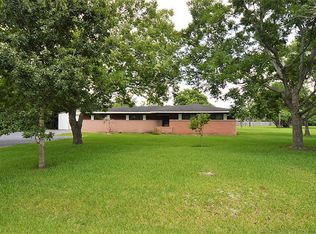 207 Prairie Wilde St, Friendswood, TX 77546