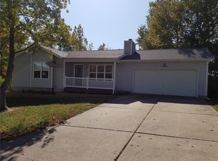 1500 Peach Tree Ln, Pacific, MO 63069