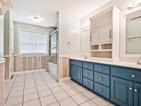 2951 Brandy Ln, Springdale, AR 72762