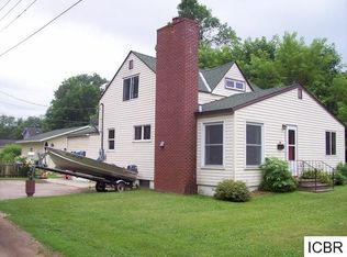 414 NW 13th St, Grand Rapids, MN 55744