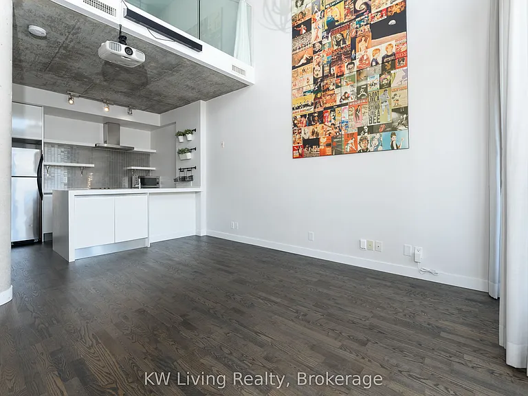 75 Portland St #901 — Photo 6