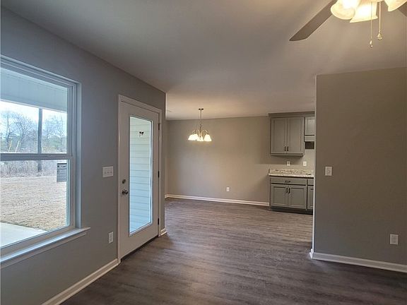 5th image of 16391 Melana Dr