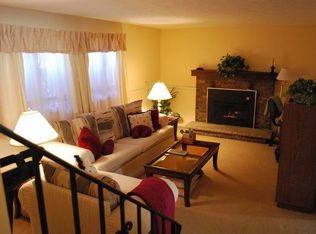 43 Long Park Dr, Rochester, NY 14612