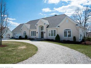 4 Abbie Rd, Branford, CT 06405