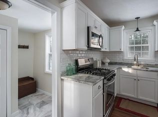 1 Abbey St, Lakeville, MA 02347