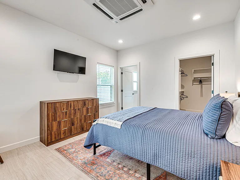 1540 S Columbia Pl — Photo 38