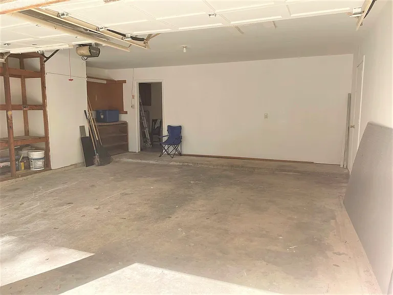17323 Camberwell Green Ln — Photo 17