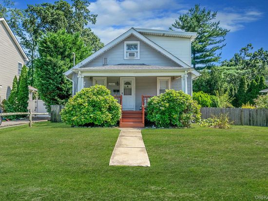 2240 Lafayette Street, Bellmore, NY 11710
