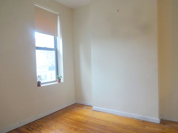 4th image of 1475 2nd Ave APT 6B