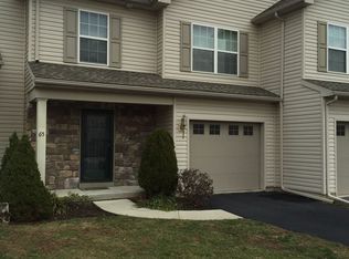 63 Crooked Dr, Enola, PA