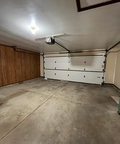 504 E Cook Rd — Photo 17