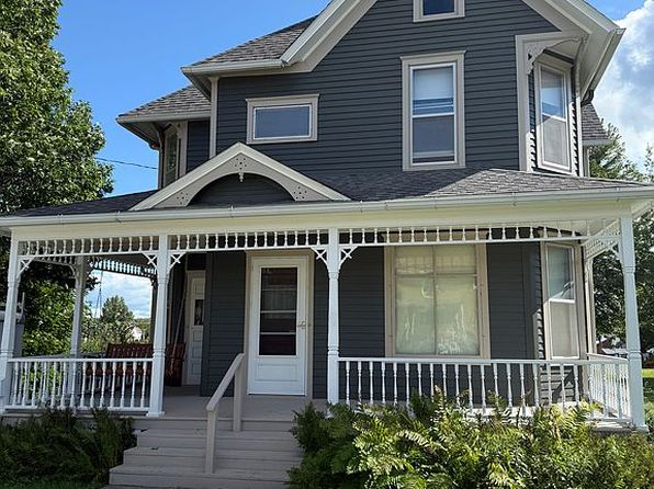 15 3rd Ave NE