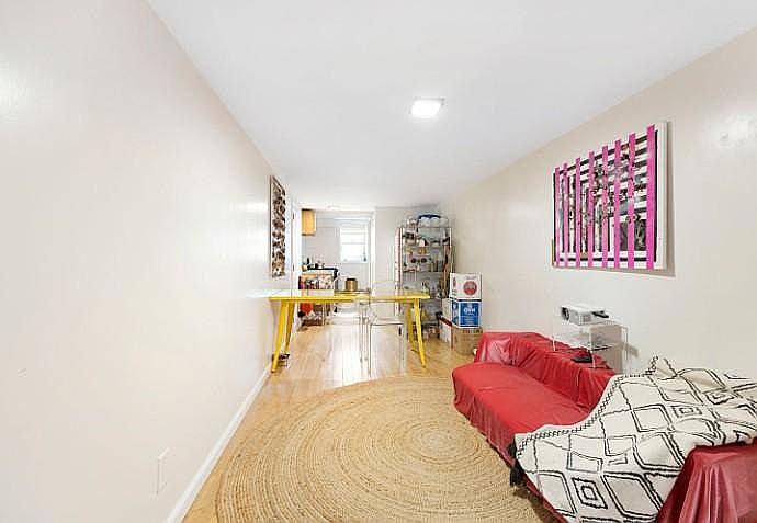 1st image of 155 E 29th St #1