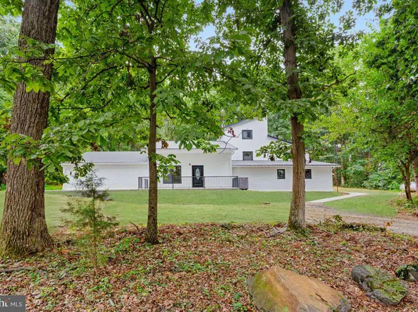 2325 York Rd, Gettysburg, PA 17325