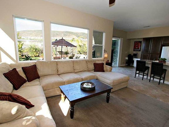 4th image of 1172 Calistoga Way