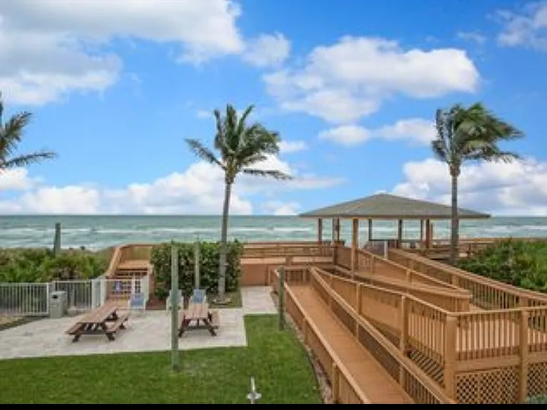 10600 S Ocean Dr #209 — Photo 9